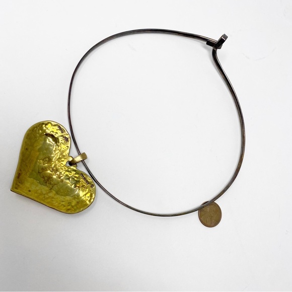 693 Vintage Jeep Collins JBC sterling Silver and Brass Heart Pendant with a Silv - Picture 10 of 11